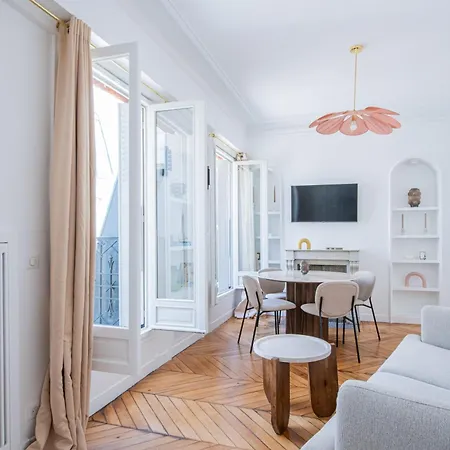 Apartment Le Trocadero - 5 Minutes A Pied De La Tour Eiffel - Place Trocadero - 5 Personnes - Cadre Exceptionnel - Entierement Climatise *