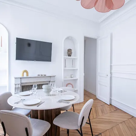 Le Trocadero - 5 Minutes A Pied De La Tour Eiffel - Place Trocadero - 5 Personnes - Cadre Exceptionnel - Entierement Climatise Apartment Paris