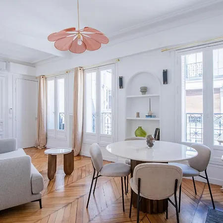 Apartment Le Trocadero - 5 Minutes A Pied De La Tour Eiffel - Place Trocadero - 5 Personnes - Cadre Exceptionnel - Entierement Climatise Paris