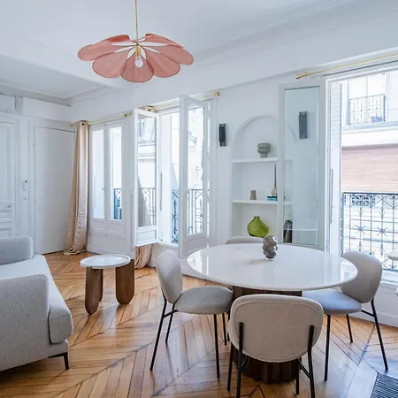 Apartment Le Trocadero - 5 Minutes A Pied De La Tour Eiffel - Place Trocadero - 5 Personnes - Cadre Exceptionnel - Entierement Climatise *