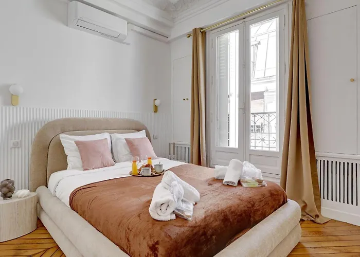 Le Trocadero - 5 Minutes A Pied De La Tour Eiffel - Place Trocadero - 5 Personnes - Cadre Exceptionnel - Entierement Climatise Apartment *
